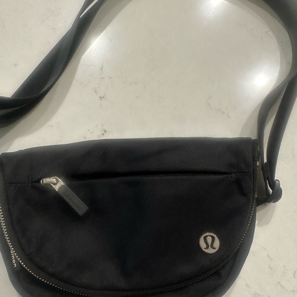 lululemon athletica Classic Black Crossbody Bag